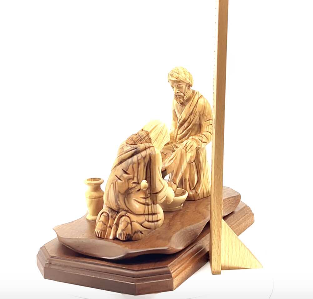 Jesus "Washing of the Feet " Carving 7.5", Olive Wood Sculpture from Holy Land