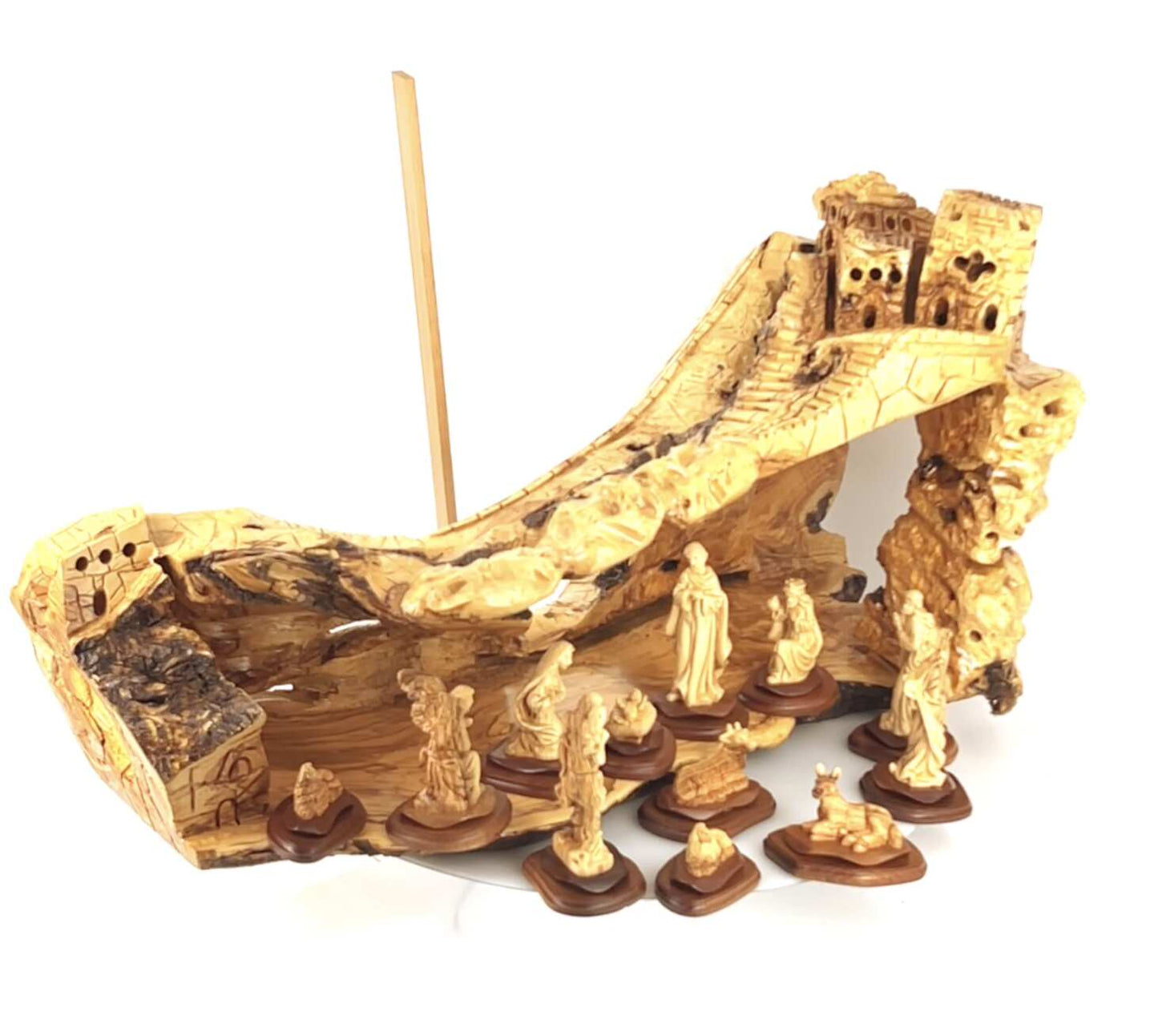 Unique Natural Olive Wood Nativity Scene, with 'Masterpiece Figurines', from Olive Wood in Bethlehem