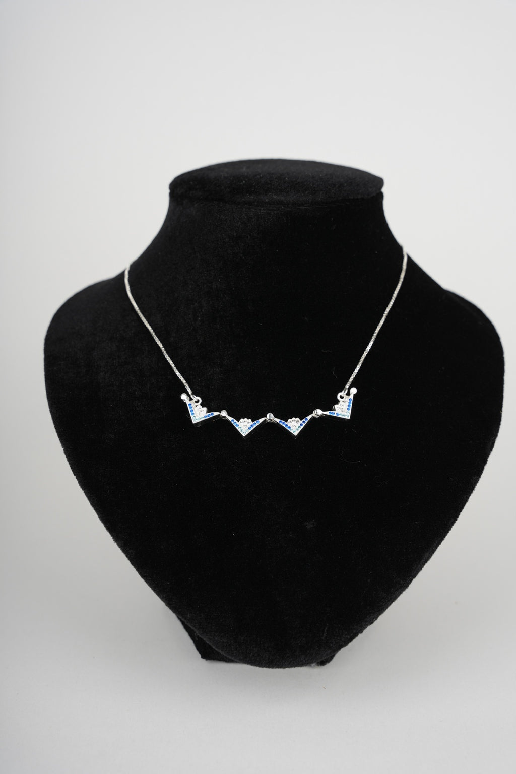 Two-Way Magnetic Star of Bethlehem Necklace with Blue Gemstones