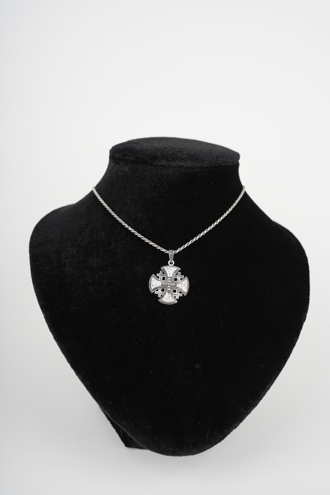 Jerusalem Cross Necklace with Gemstones (S), Sterling Silver Alisee Pattee