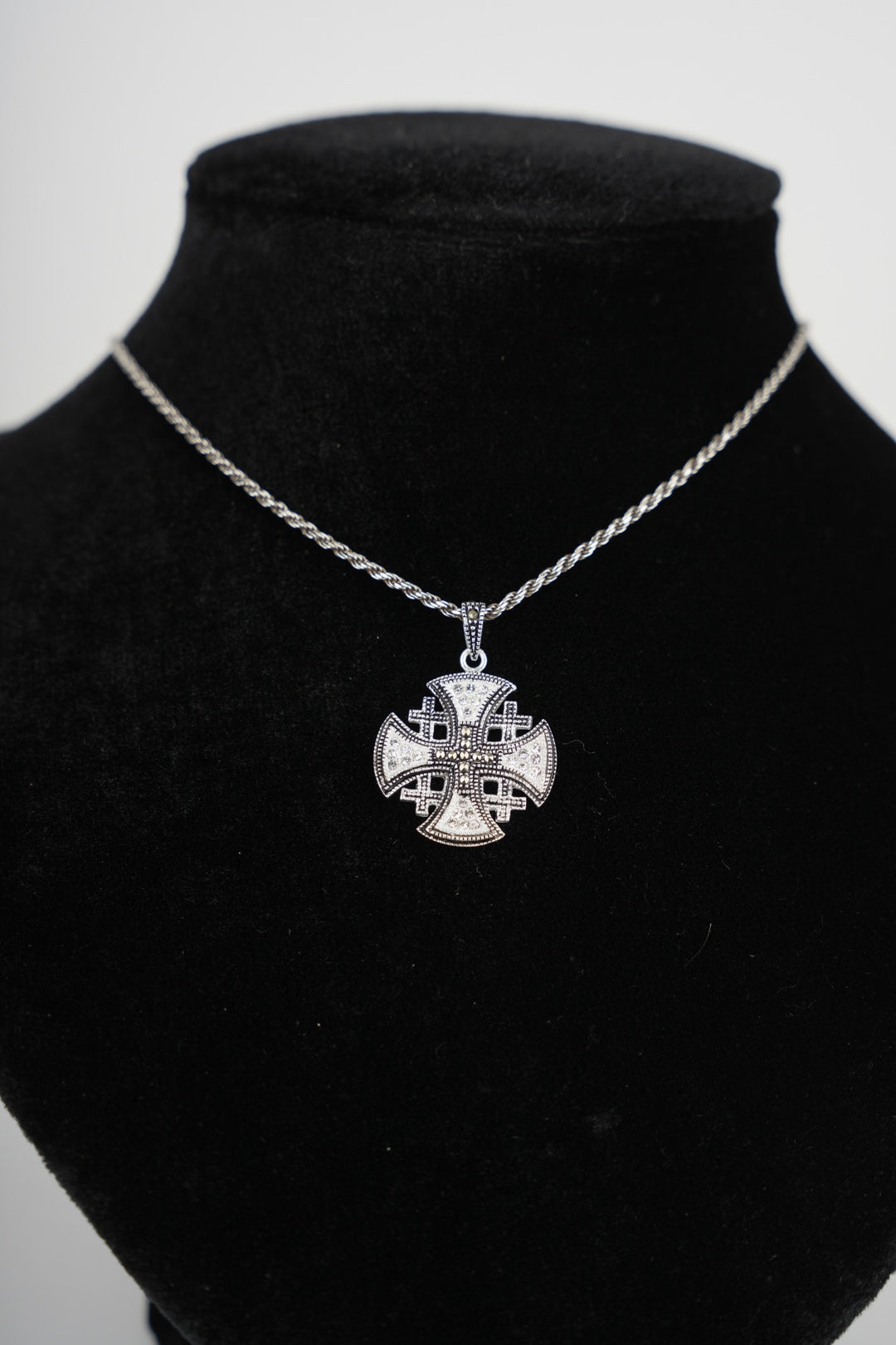 Jerusalem Cross Necklace with Gemstones (S), Sterling Silver Alisee Pattee