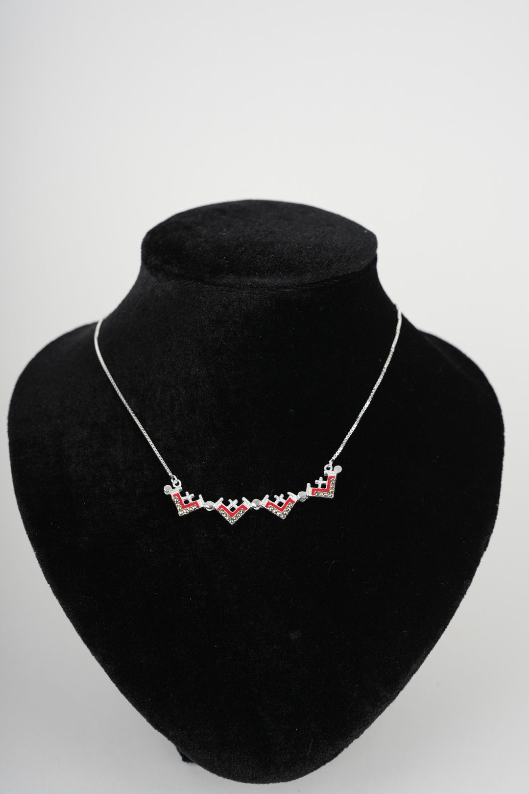 Two-Way Dark Red Magnetic Jerusalem Cross Necklace(L)