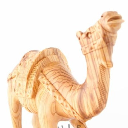 religious olive wood statue hand carved in Bethlehem, 6.5 inch detail of the carved figure