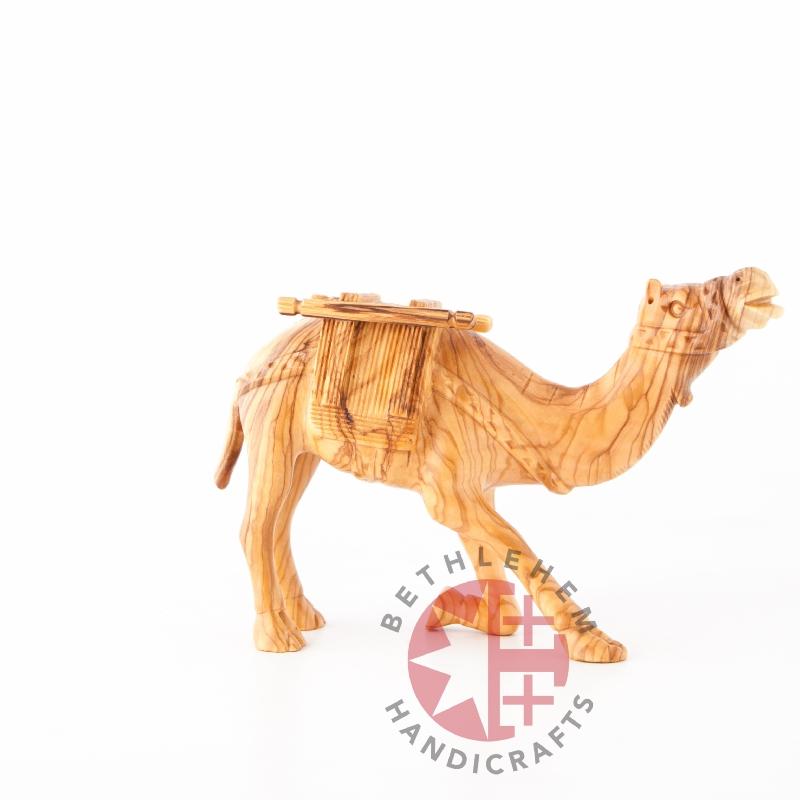 religious olive wood statue hand carved in Bethlehem, 5.1 inch side angle of the olive wood sculpture