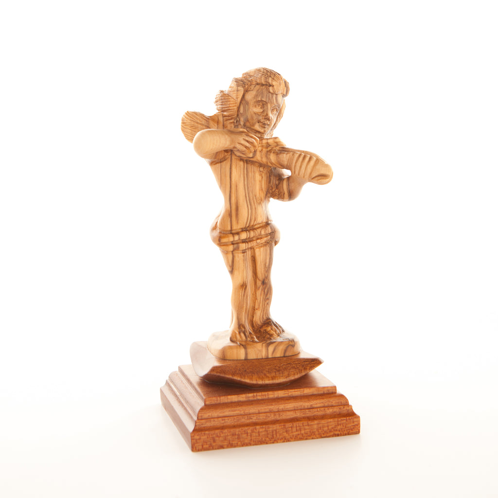 Olive wood nativity scene hand carved in Bethlehem, 6.3 inch side angle of the olive wood sculpture