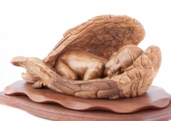 Jesus Christ statue hand carved from Bethlehem olive wood, 17.5 inch detail of the carved figure
