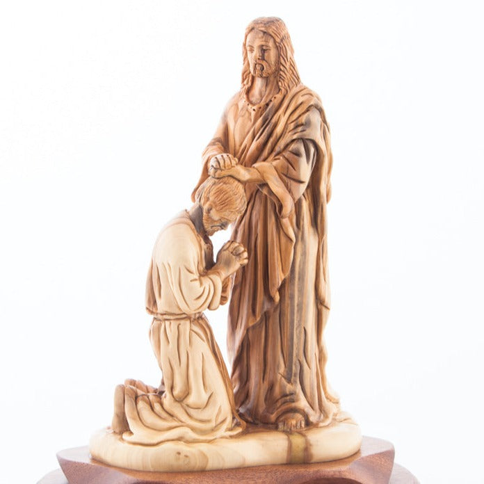 Jesus Christ statue hand carved from Bethlehem olive wood, 9.4 inch side angle of the olive wood sculpture