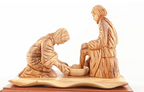 Jesus Christ statue hand carved from Bethlehem olive wood, 7.5 inch close up showing the olive wood grain