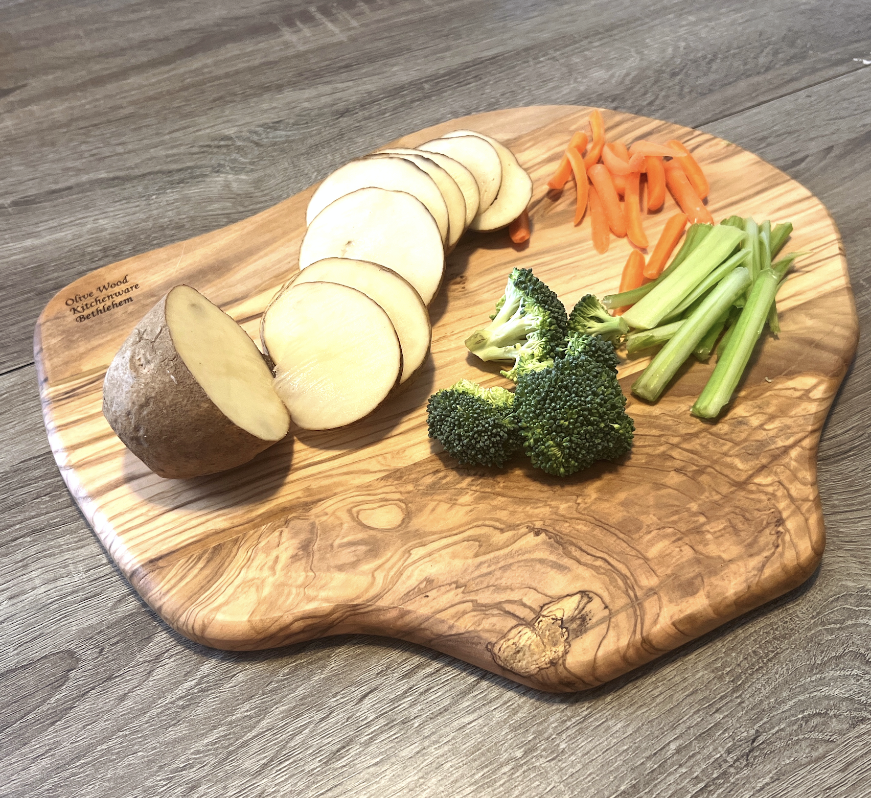 Reseller and retailer page for olive wood chopping boards, bowls, & more