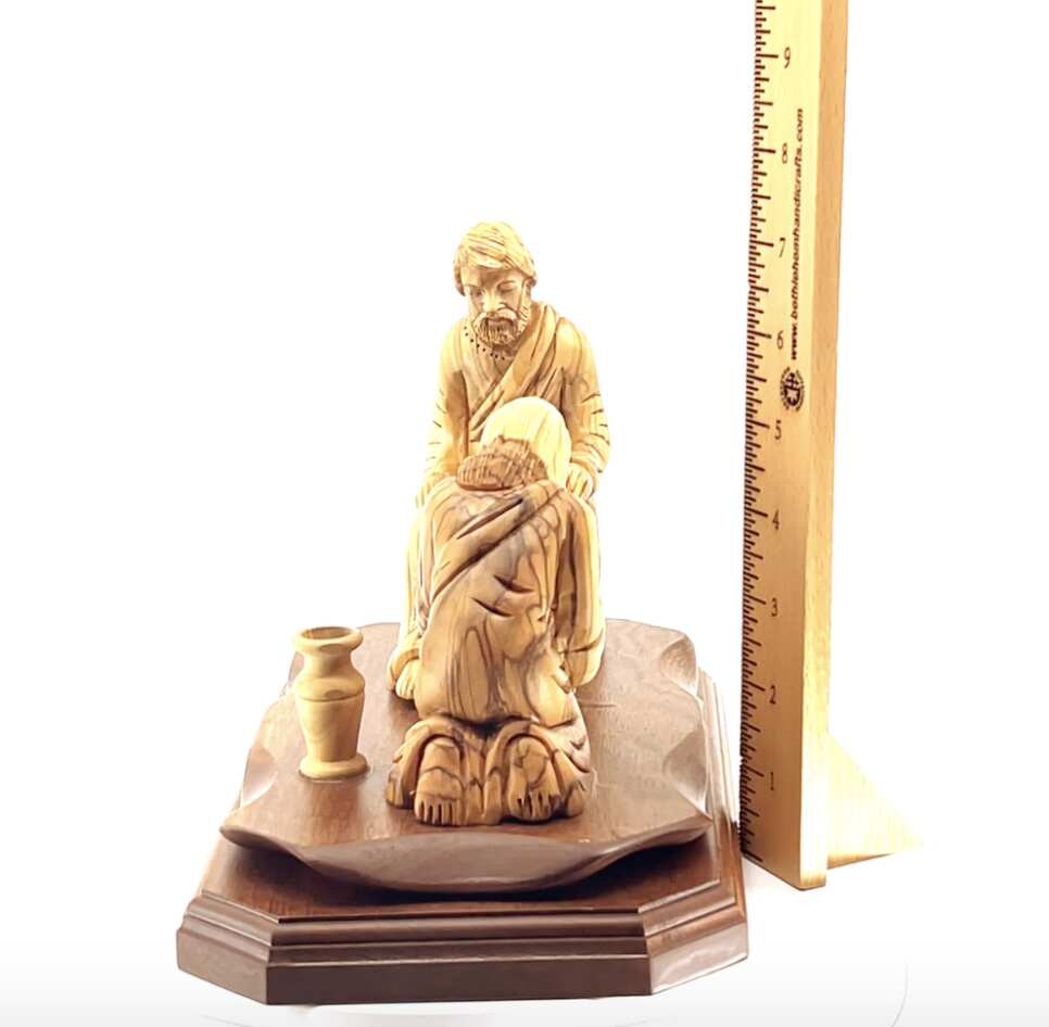 Jesus Christ statue hand carved from Bethlehem olive wood, 7.5 inch scale reference view