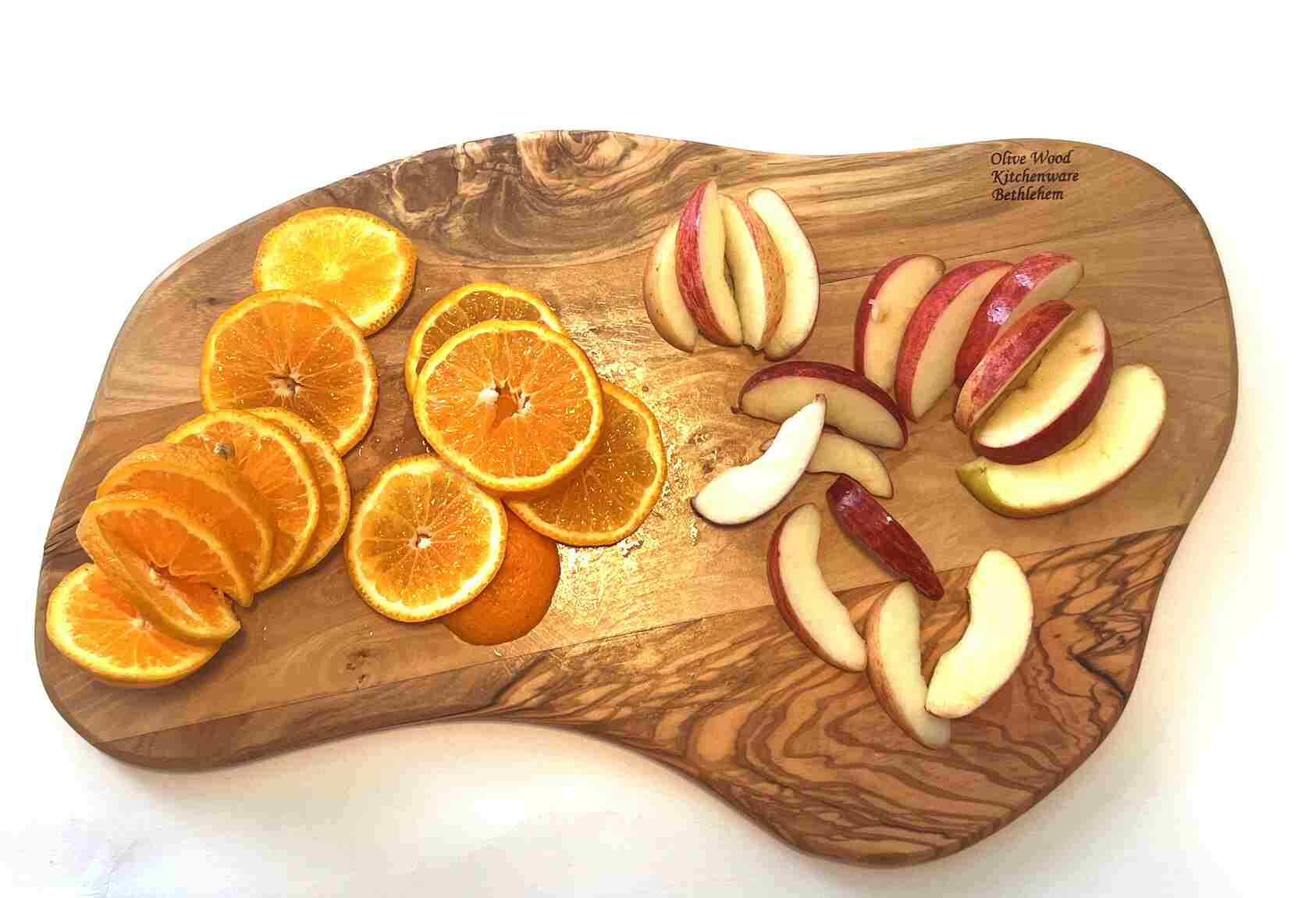 Wood Cutting Board Heart Shape, Oak Serving Board With Linen Fiber Handle,  Handcrafted Chopping Board, Organic Gift Decor, Lithuanian Craft 